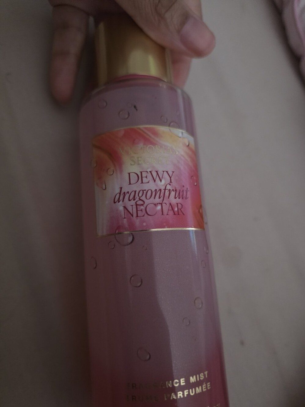 Victoria's Secret Dewy Dragonfruit Nectar Fragrance Mist - Pink